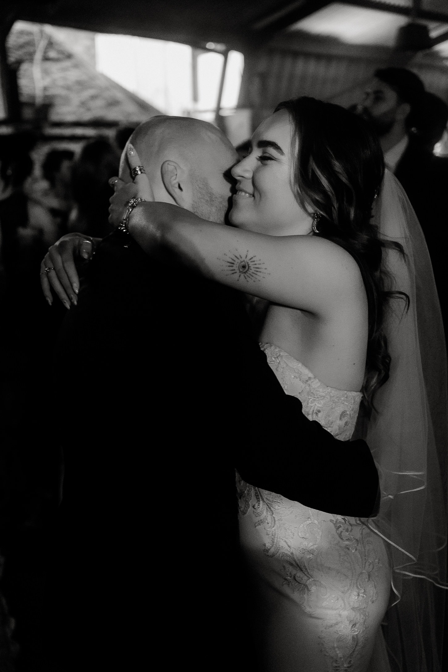 ALICIA HARRY SWALLOW BARN WEDDING PHOTOGRAPHY 025 ALICIA HARRY SWALLOW BARN WEDDING PHOTOGRAPHY 025